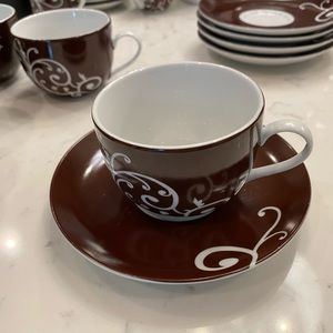 LAST CHANCE Set of 5 Danica Cups & Saucers